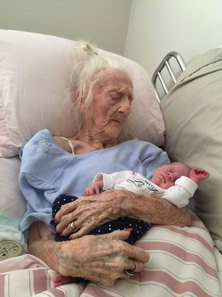 101 ans de différence ! Quelle belle image