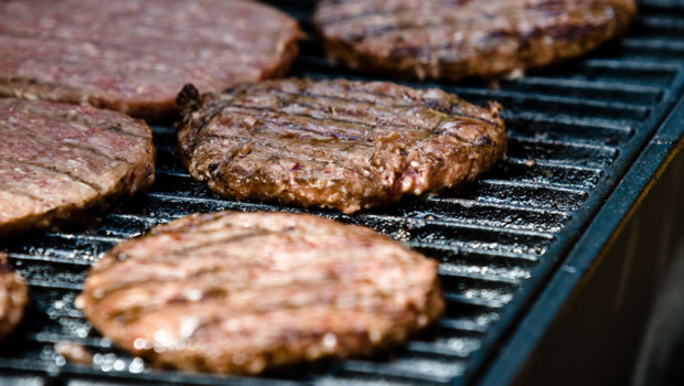 Des matières fécales découvertes dans les steaks hachés