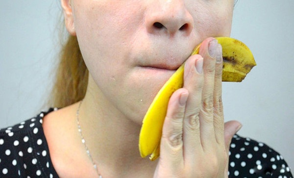 Voici ce qu’elle fait avec une peau de banane