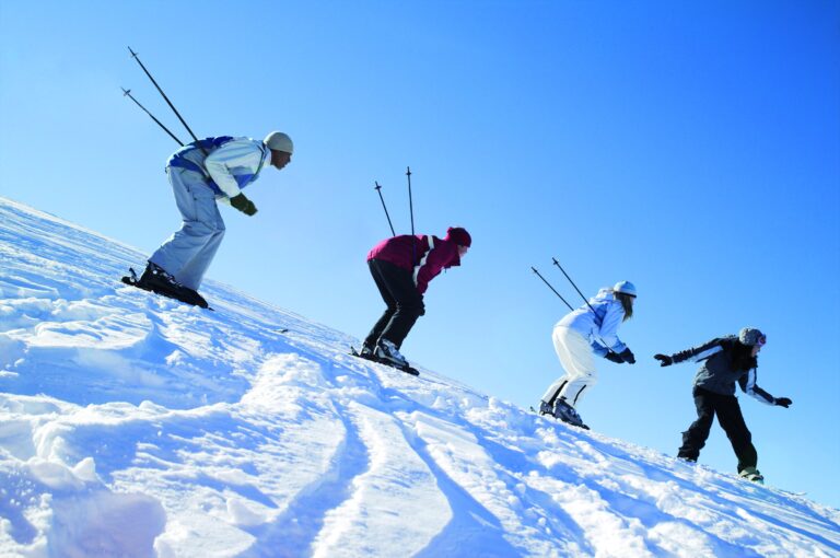 Ski et santé : les bienfaits et les précautions à prendre