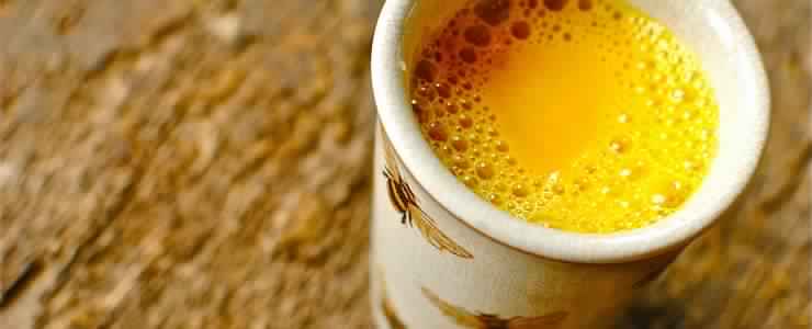 Recette du lait d’or : cette boisson simple peut changer votre vie