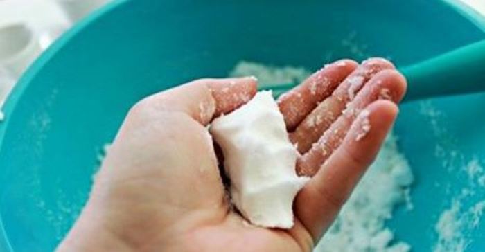 Boules Nettoyantes pour WC : Une Astuce Maison Efficace et Naturelle