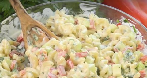 La meilleure salade de macaronis à déguster pendant les fêtes