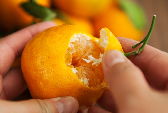 Pourquoi ne devriez-vous plus jeter l’écorce de mandarine ?