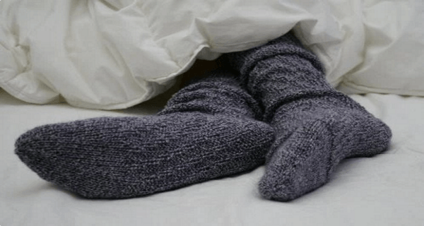 Pourquoi il faut toujours mettre des chaussettes bien chaudes avant de dormir ?