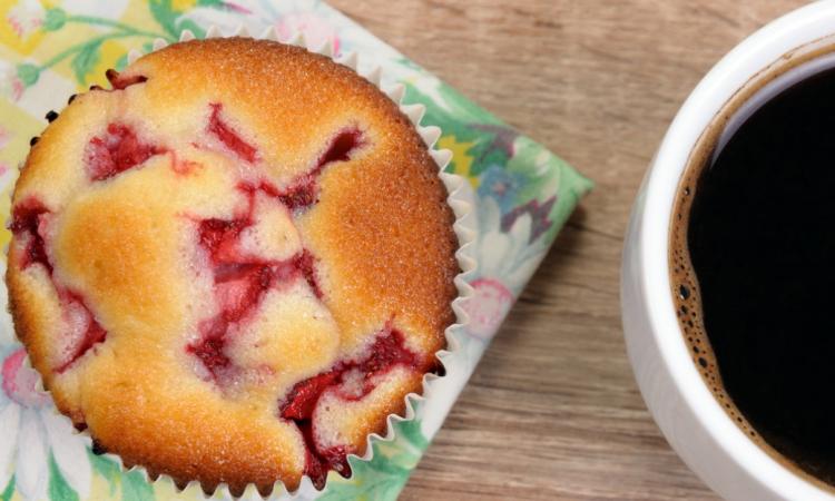 Le muffin idéal selon Weight Watchers! Yogourt grec, bananes et fraises