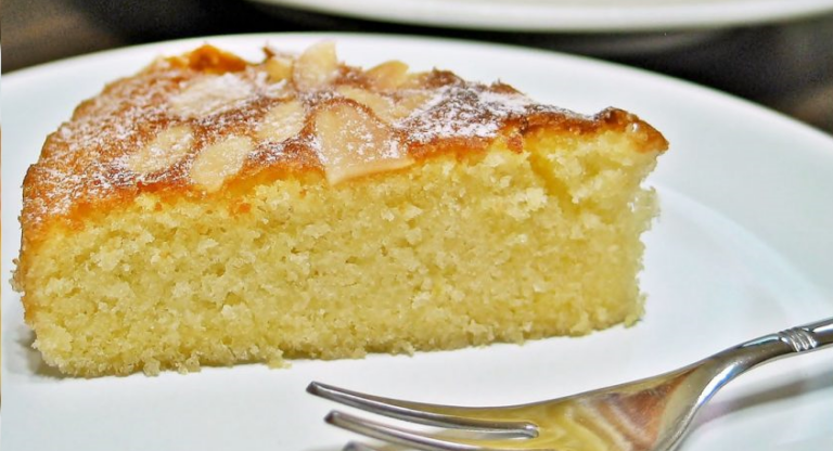 Gâteau fondant aux amandes