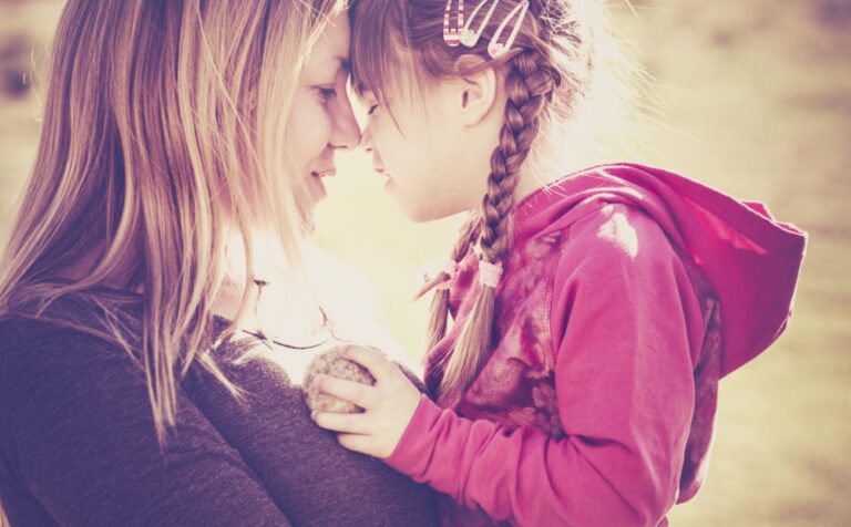 Comment exprimer votre AMOUR à votre ENFANT ?