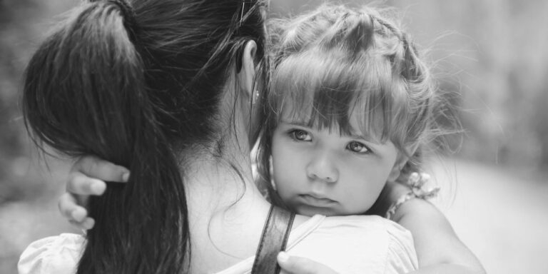 – Selon des psychologues de Harvard, les parents qui élèvent de « bons enfants » font ces 4 choses