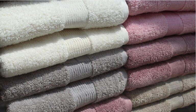 Astuce Efficace Pour Que Vos Serviettes De Bain Redeviennent Comme Neuves !
