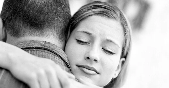 – Pardonnez à vos parents, ils ont fait du mieux qu’ils pouvaient