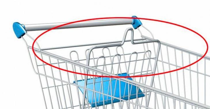 Peu de gens savent à quoi servent ces crochets sur les carts d’épicerie et franchement ça va changer votre vie!