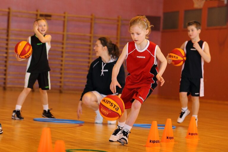 Comment choisir un sport pour son enfant selon son profil psychologique