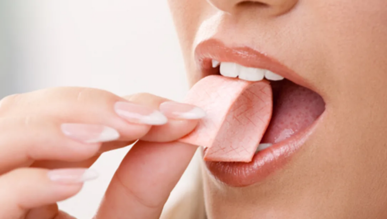 Vous êtes irrité quand quelqu’un fait du bruit en mâchant ? De quoi vous souffrez