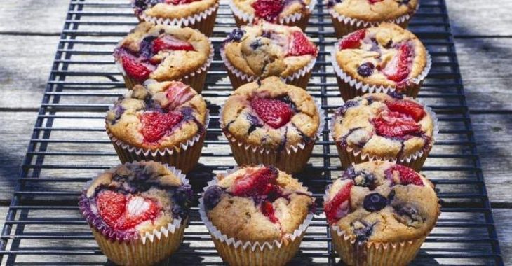 Délicieux muffins aux petits fruits et au sirop d’érable