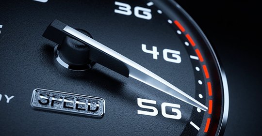 L’astrophysicien Aurélien Barrau tire la sonnette d’alarme : « La 5G tue. »