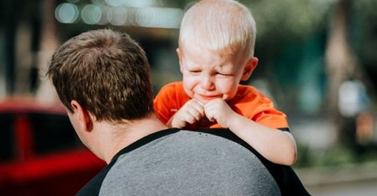 – Aucun enfant ne peut être heureux en voyant ses parents s’engueuler tout le temps