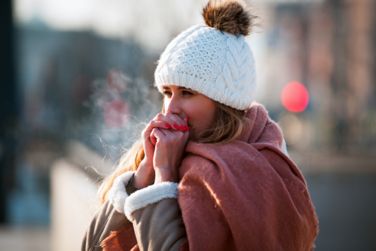 Pourquoi les femmes ont plus froid que les hommes !