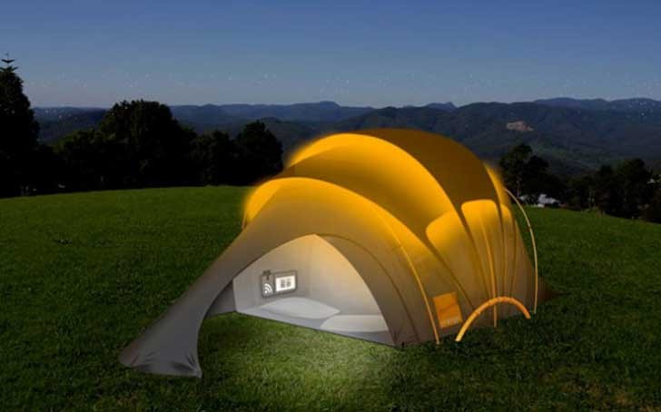 Le camping vous fait peur ? Voici la tente qui produit de la lumière, de la chaleur, de l’électricité et internet!