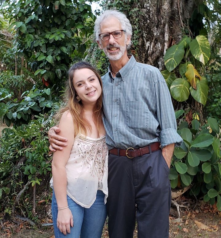 J’ai 63 ans. Elle a 22 ans. Ce que la plupart des gens ne comprennent pas à propos de notre mariage