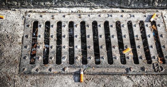 Une ville bretonne installe des filtres anti-mégots grâce à l’action de collégiens !