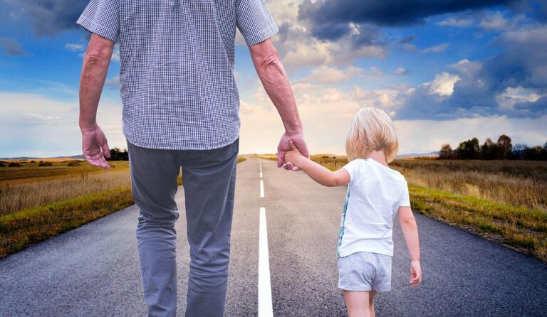 « Si tu peux voir détruit l’ouvrage de ta vie… » : les conseils d’un père à son fils de 12 ans