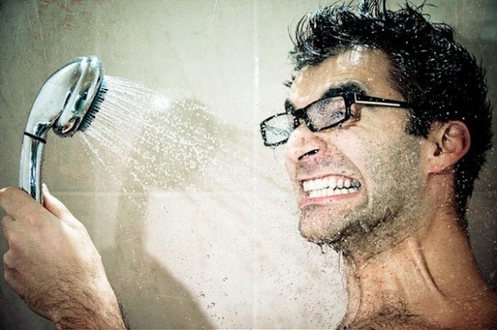 5 bonnes raisons de prendre une douche froide le matin