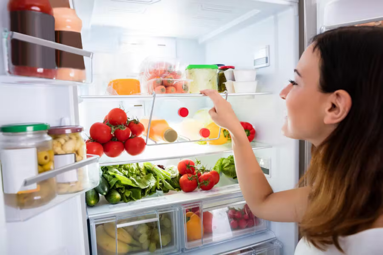 Les ‘bonnes pratiques réfrigérateur’ pour conserver des aliments sains