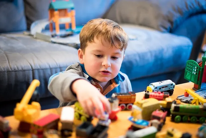 – Pourquoi il ne faut pas offrir trop de jouets à un enfant