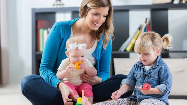 Pourquoi les enfants plus âgés ne devraient pas garder leurs frères et sœurs ?