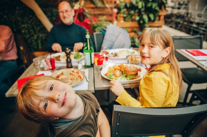 Ce restaurant vous fait payer une amende… si vos enfants sont trop bruyants !