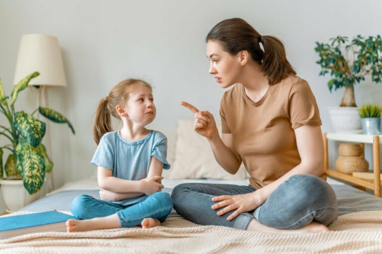 Pourquoi ne faut-il pas élever des enfants avec des menaces ?