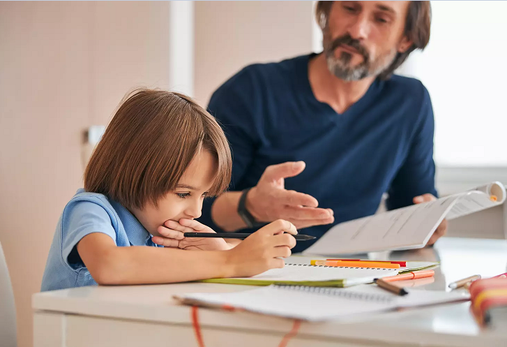 Voici la seule règle qu’il faudrait inculquer aux enfants pour qu’ils réussissent dans la vie selon une psychologue