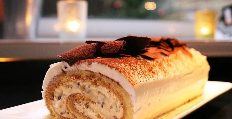 Bûche de Noël tiramisu au mascarpone pour noël