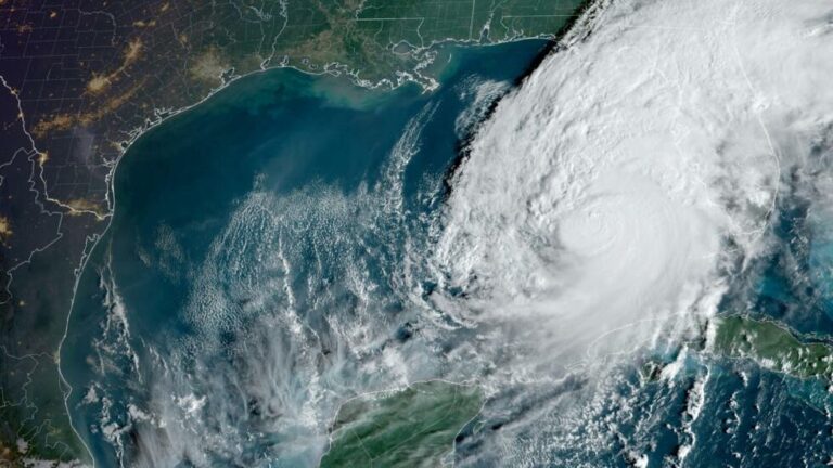 EN DIRECT | Dernières nouvelles sur l’ouragan Milton alors qu’il s’approche de la côte ouest de la Floride