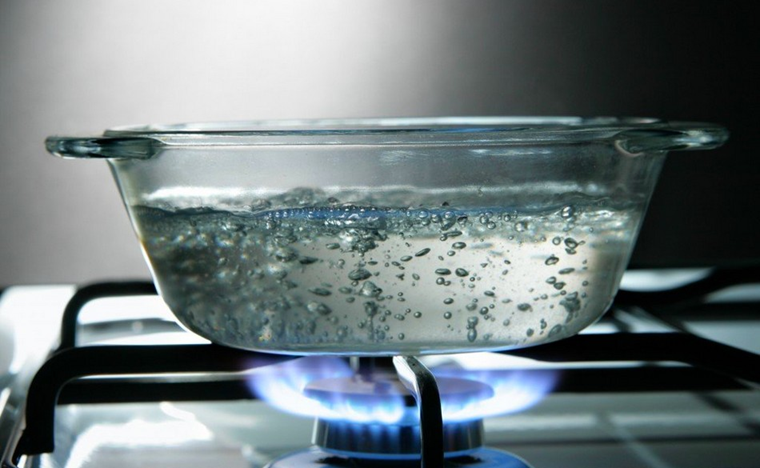 Pourquoi ne faut-il pas faire bouillir l’eau plusieurs fois pour le thé ou le café ?