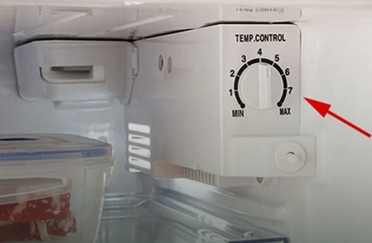 Astuce Frigo : Réglez un Simple Bouton pour Réduire Votre Facture d’Électricité